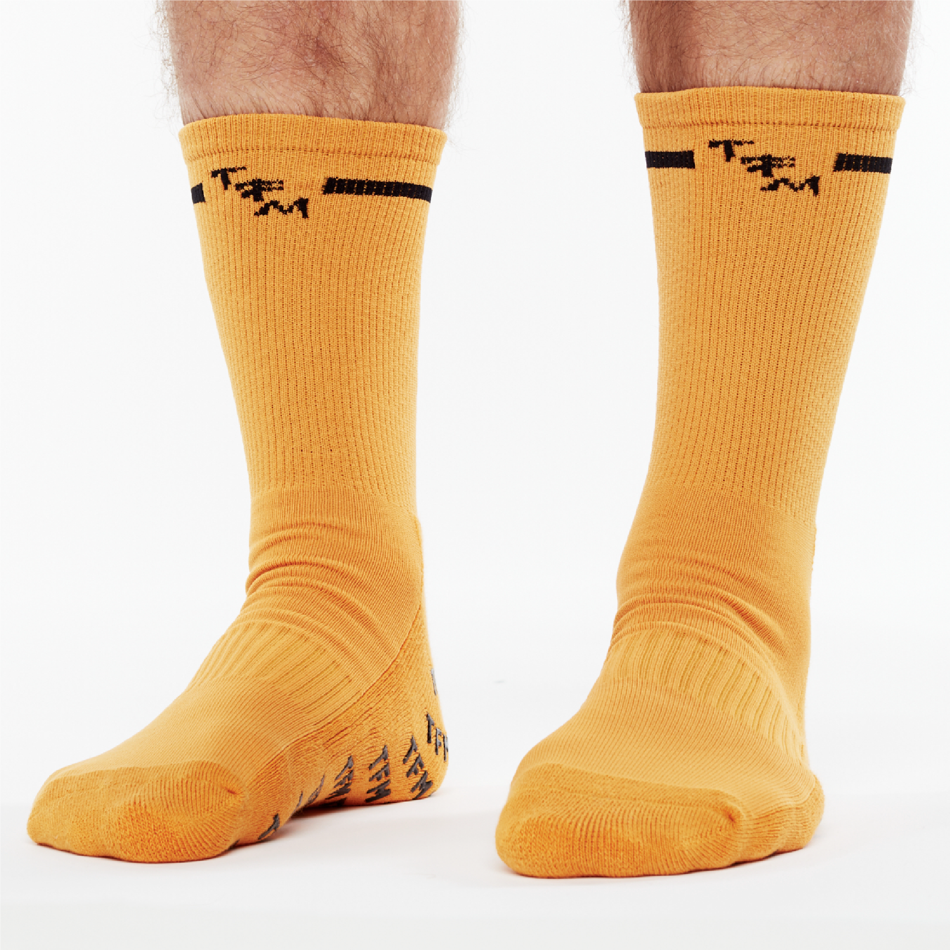 Futbol – Mvment Series Orange) The Grip 2 (Gold Socks